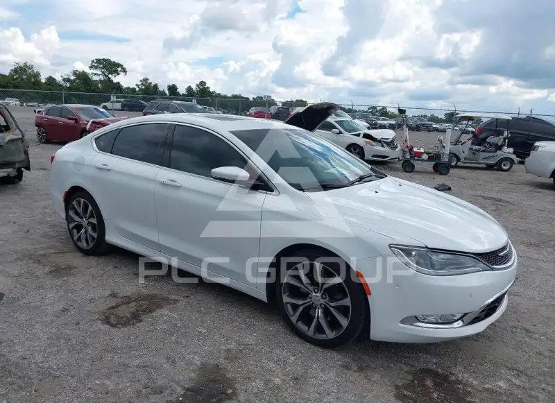 2015 Chrysler 200 фото