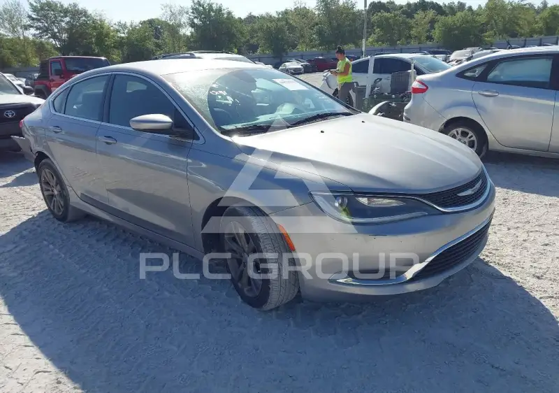 2015 Chrysler 200 фото