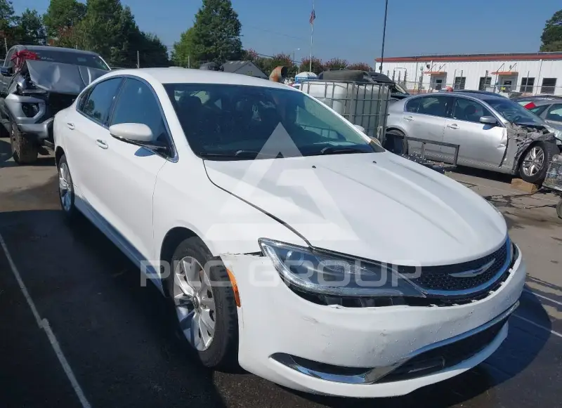 2015 Chrysler 200 фото