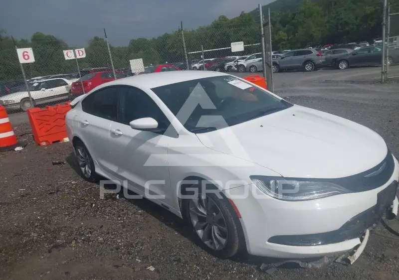 2015 Chrysler 200 photo