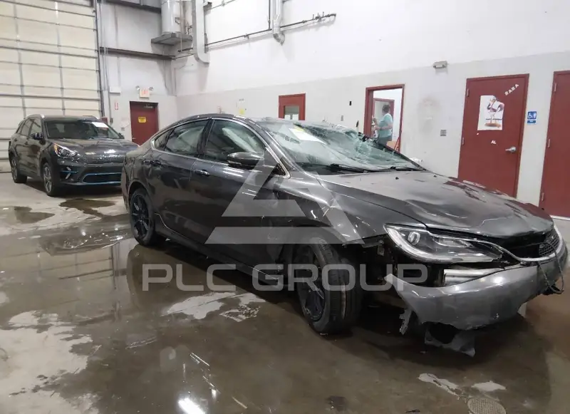 2015 Chrysler 200 фото