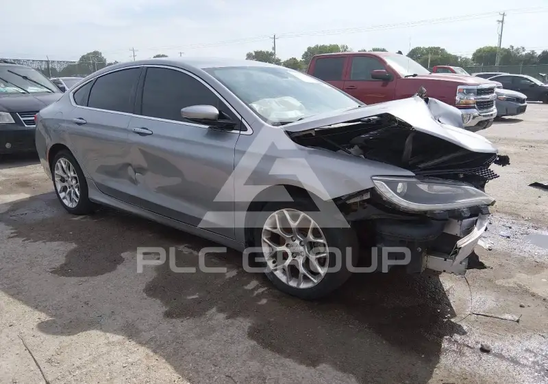 2015 Chrysler 200 photo