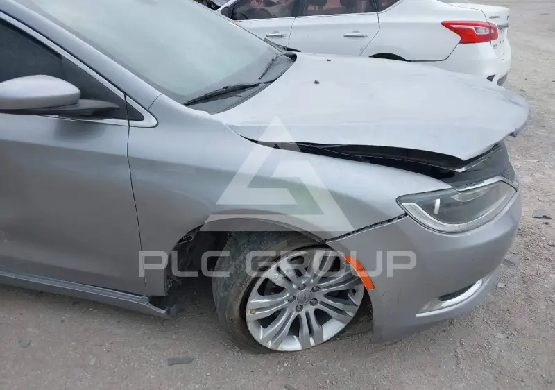 2015 Chrysler 200 фото