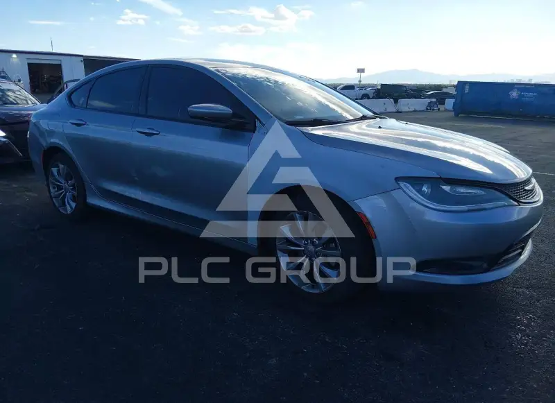2015 Chrysler 200 photo