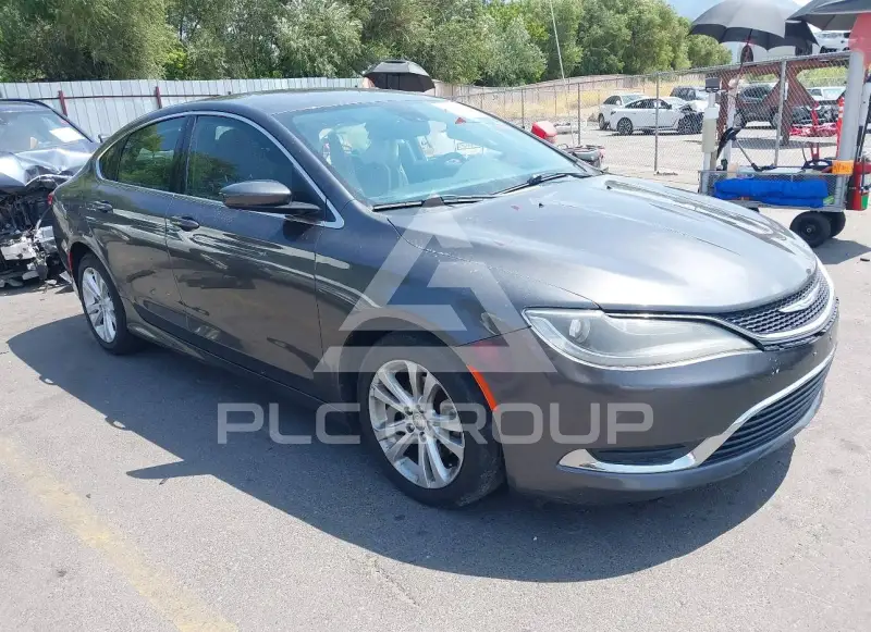 2015 Chrysler 200 photo
