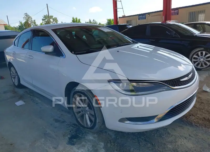 2015 Chrysler 200 photo