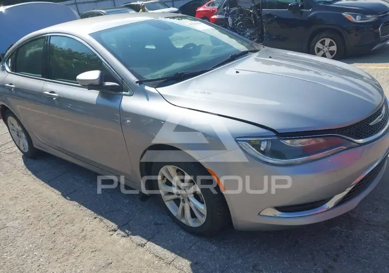 2015 Chrysler 200 фото