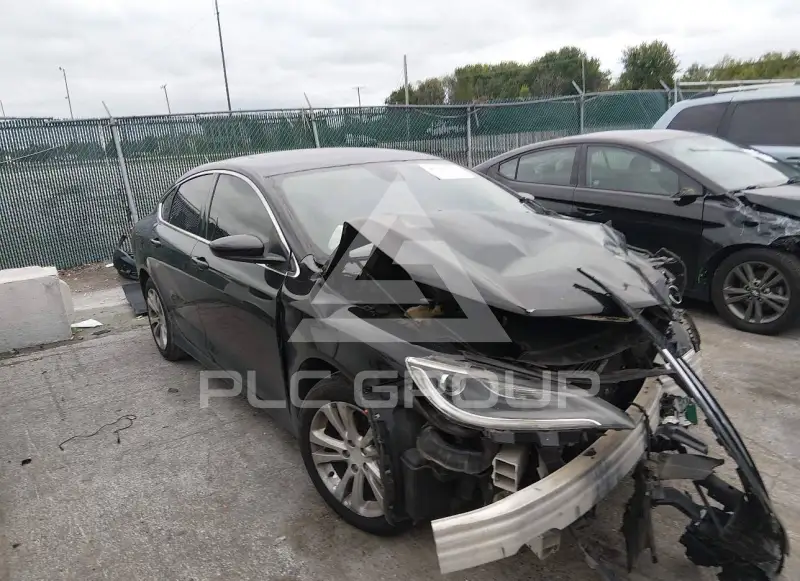 2015 Chrysler 200 фото