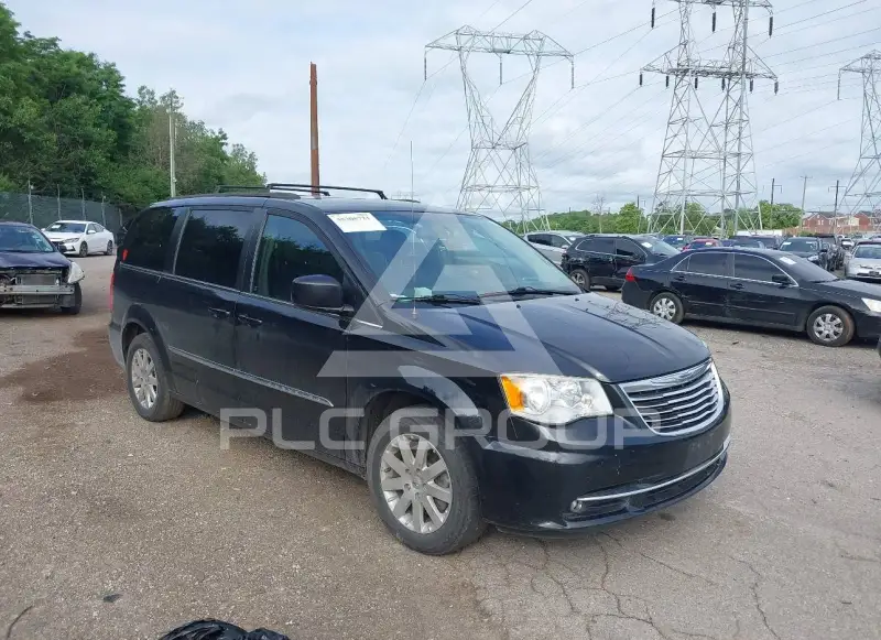 2015 Chrysler TOWN & COUNTRY фото