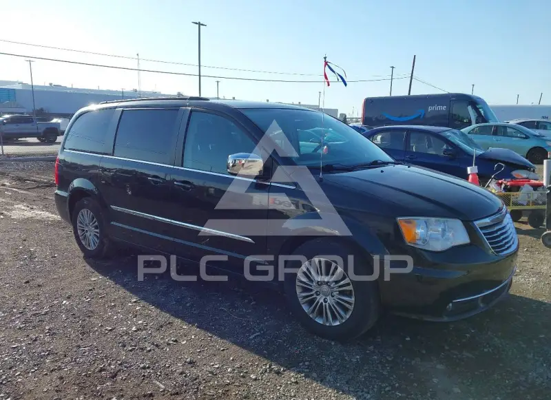 2015 Chrysler TOWN & COUNTRY photo