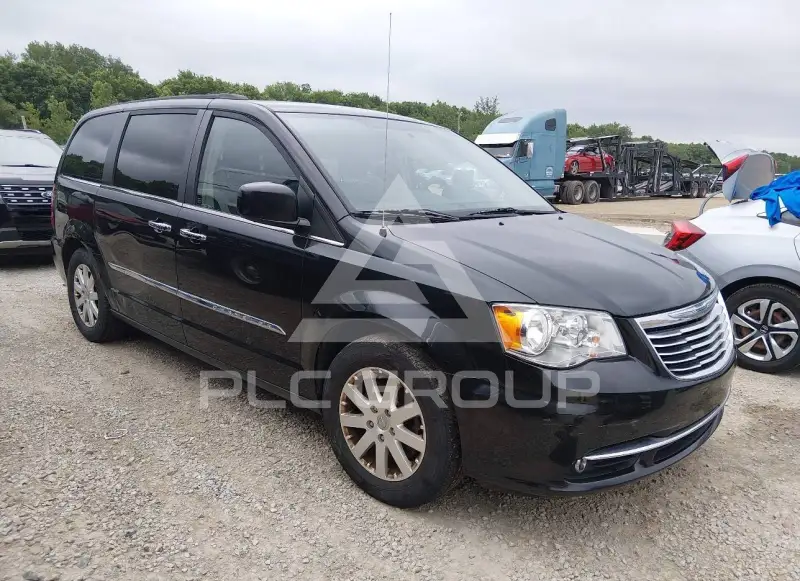 2015 Chrysler TOWN & COUNTRY photo
