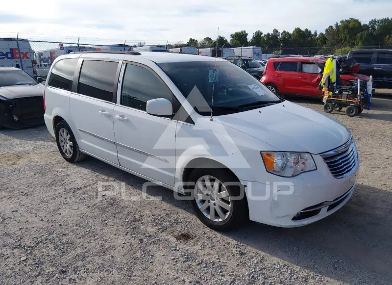 2015 Chrysler TOWN & COUNTRY фото