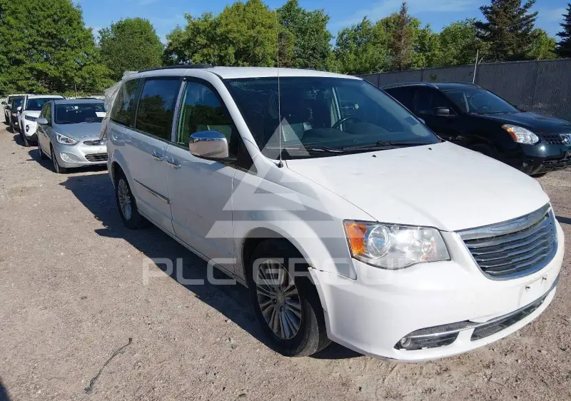 2015 Chrysler TOWN & COUNTRY фото