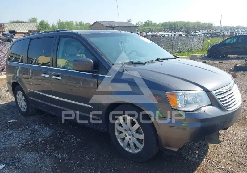 2015 Chrysler TOWN & COUNTRY фото