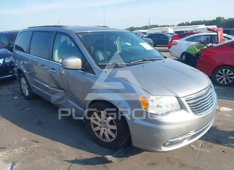 2015 Chrysler TOWN & COUNTRY фото