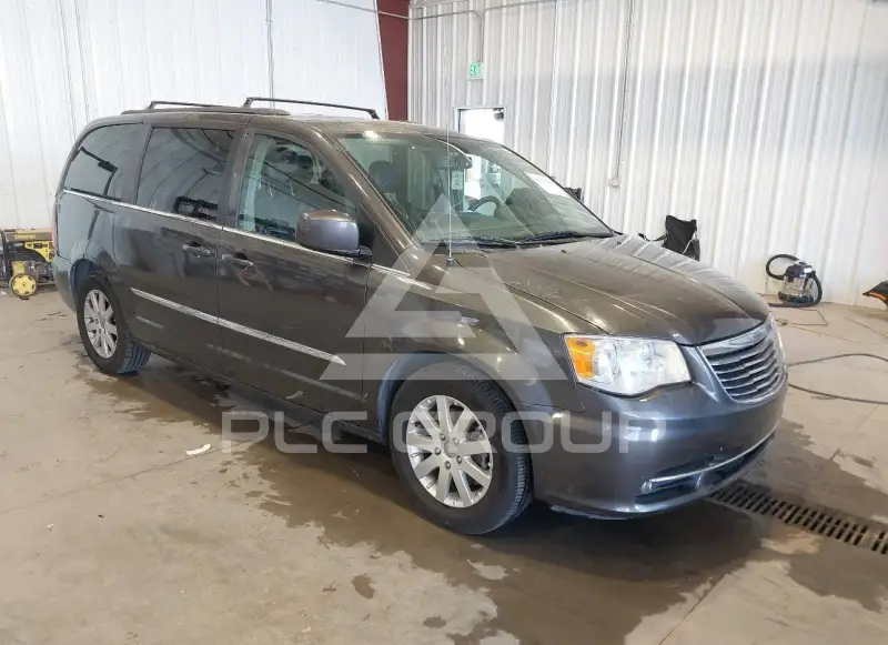 2015 Chrysler TOWN & COUNTRY фото
