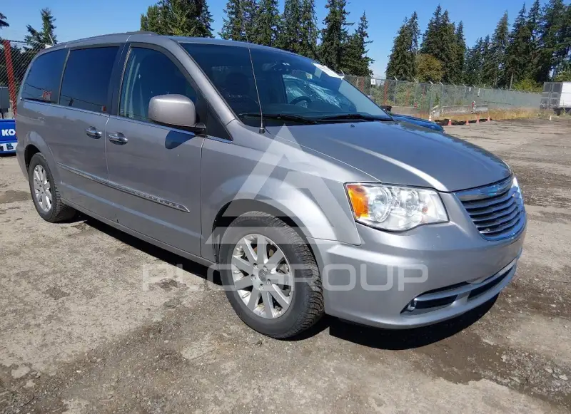 2015 Chrysler TOWN & COUNTRY фото