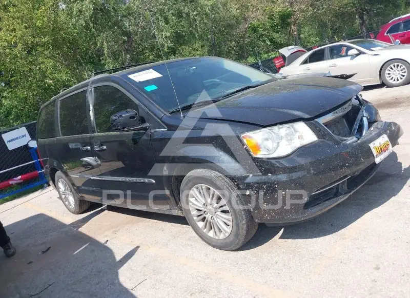 2015 Chrysler TOWN & COUNTRY фото