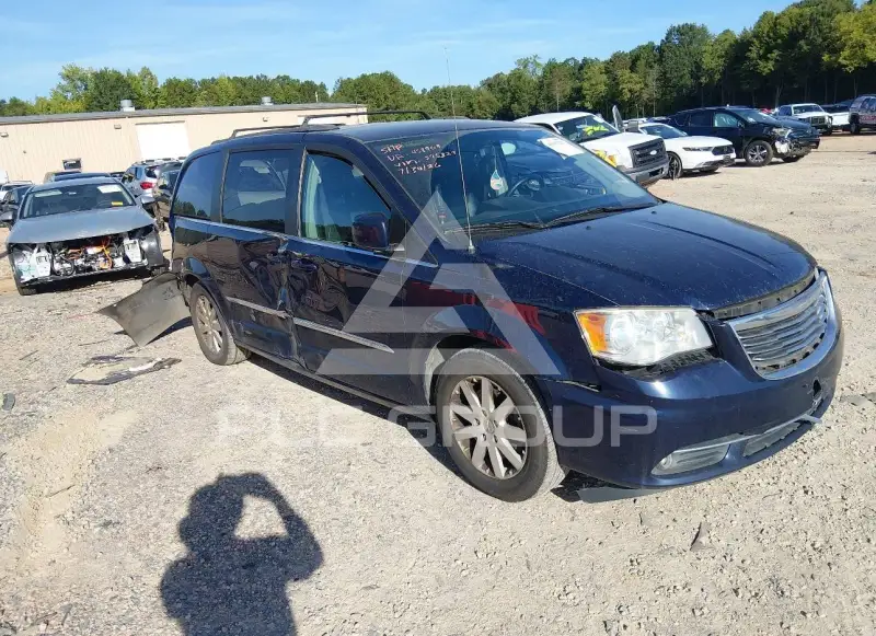 2015 Chrysler TOWN & COUNTRY photo