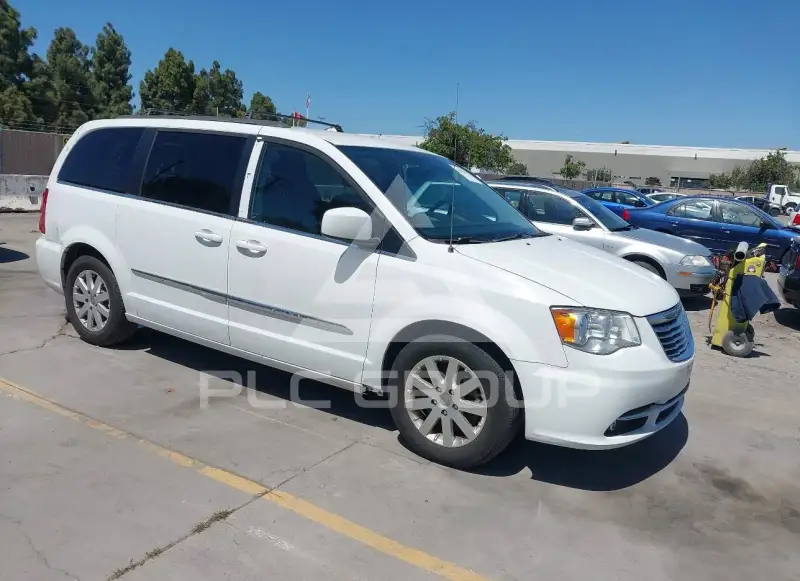 2015 Chrysler TOWN & COUNTRY фото