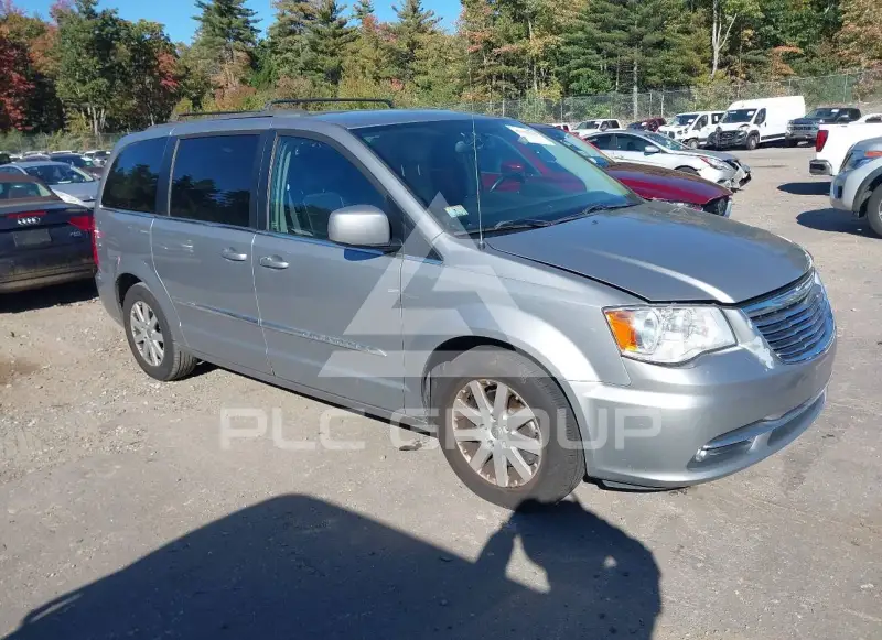 2015 Chrysler TOWN & COUNTRY photo