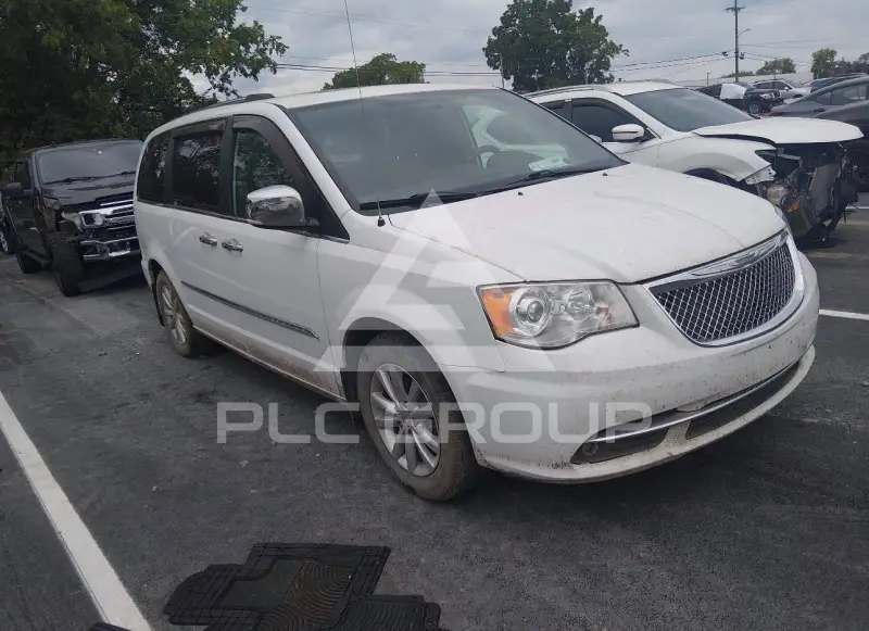 2015 Chrysler TOWN & COUNTRY photo