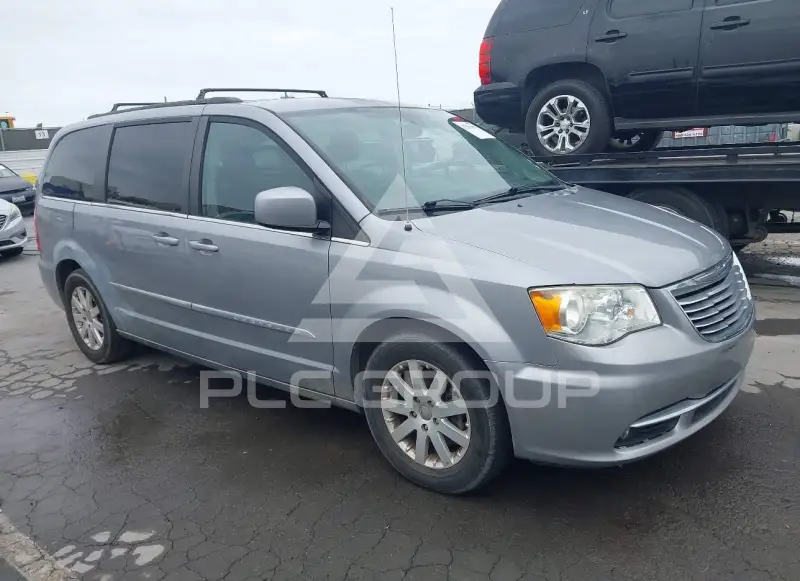 2015 Chrysler TOWN & COUNTRY photo