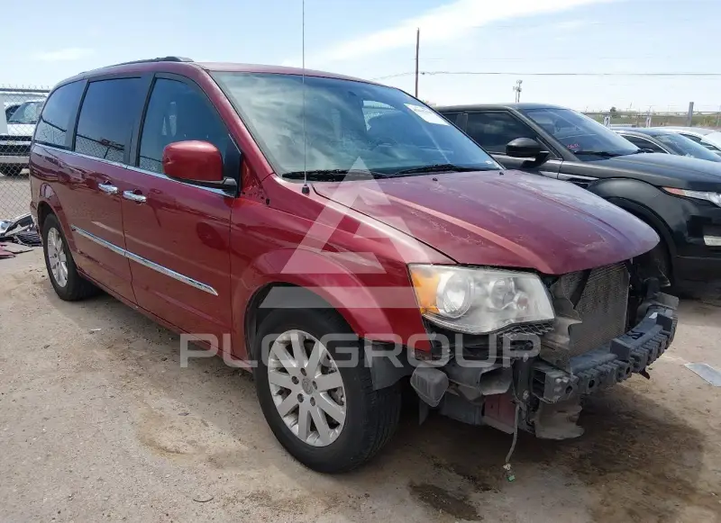 2015 Chrysler TOWN & COUNTRY фото