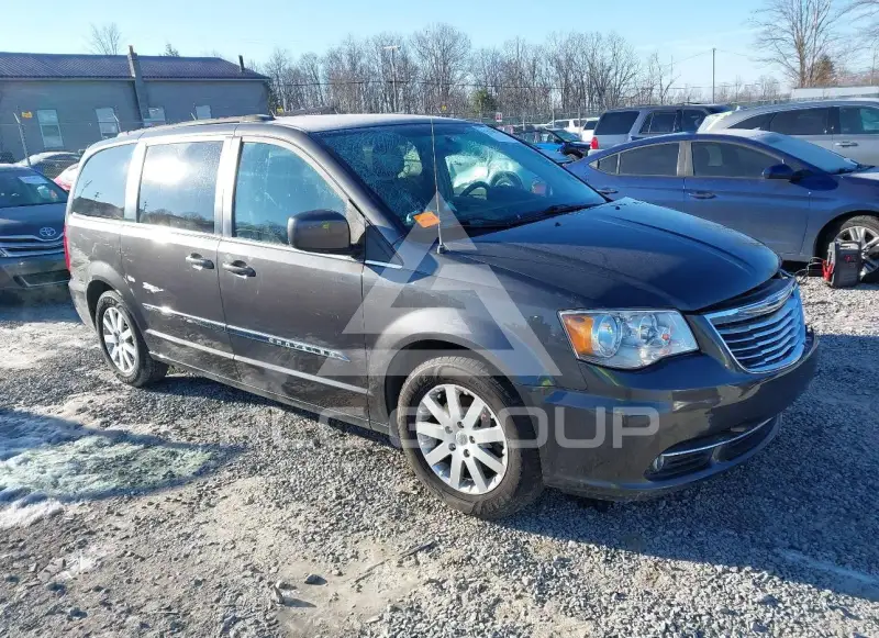2015 Chrysler TOWN & COUNTRY photo