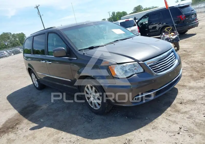 2015 Chrysler TOWN & COUNTRY фото