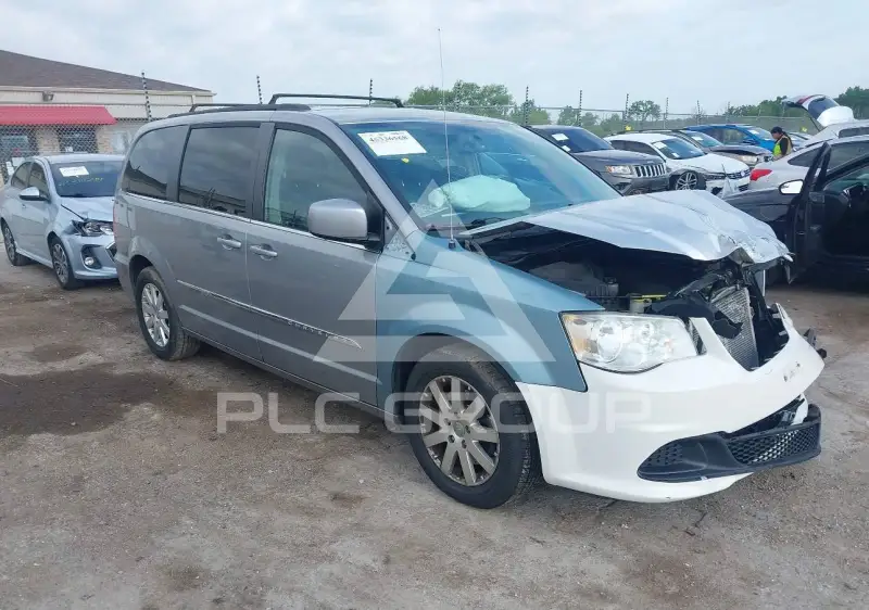 2015 Chrysler TOWN & COUNTRY photo