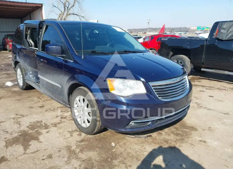 2015 Chrysler TOWN & COUNTRY фото