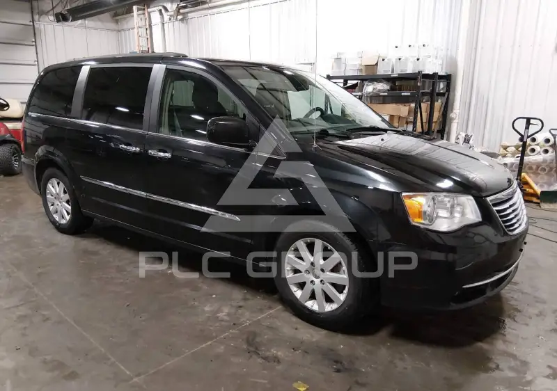 2015 Chrysler TOWN & COUNTRY photo