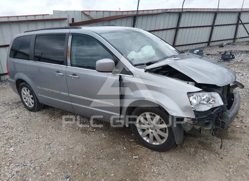2015 Chrysler TOWN & COUNTRY photo