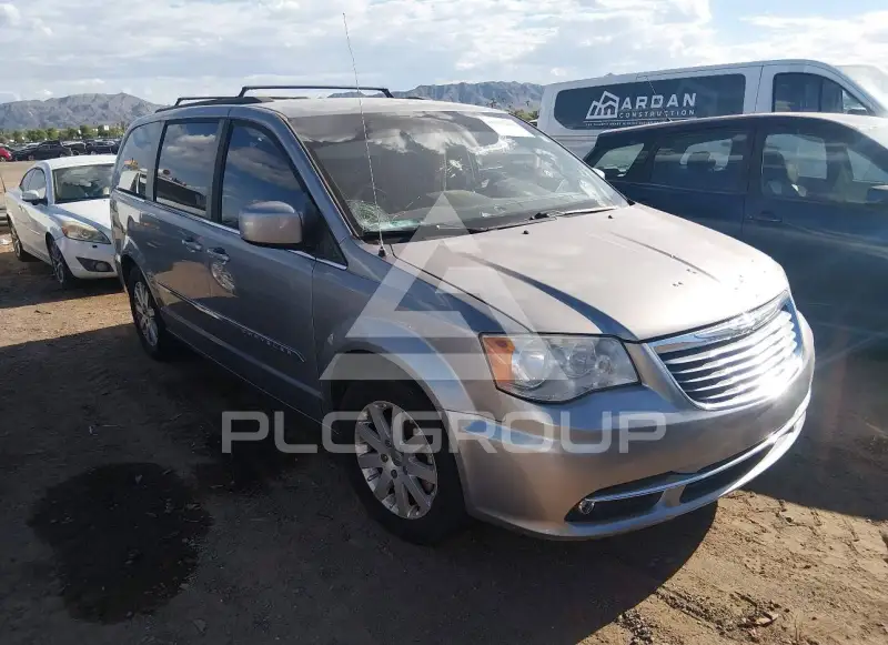 2015 Chrysler TOWN & COUNTRY photo