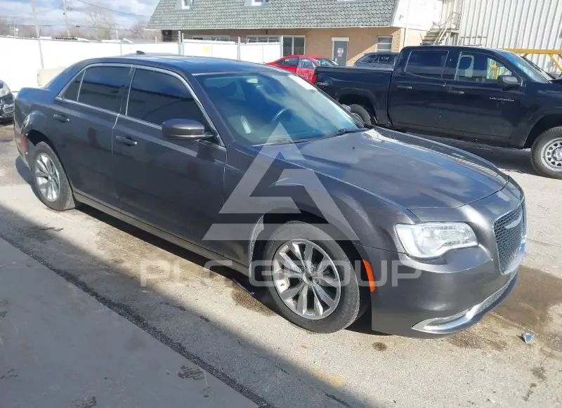 2015 Chrysler 300 фото