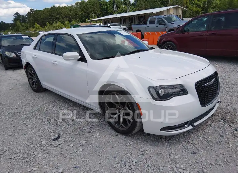 2015 Chrysler 300 фото
