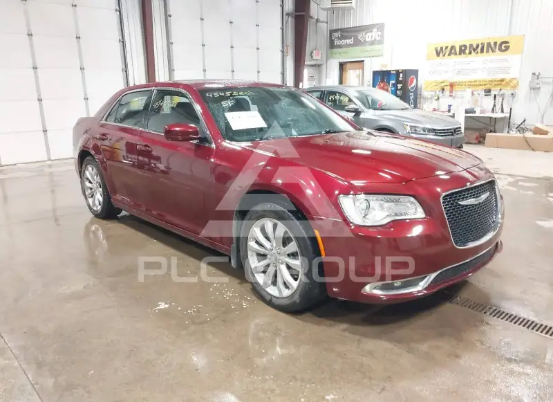 2015 Chrysler 300 фото