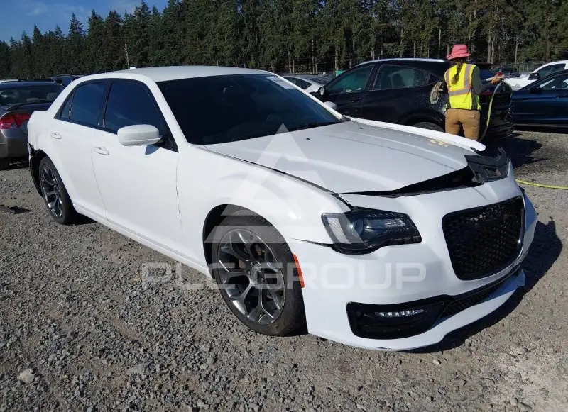 2015 Chrysler 300 фото