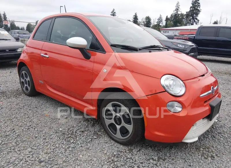 2015 Fiat 500 фото