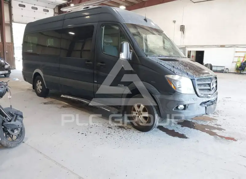 2015 Mercedes Benz Sprinter фото