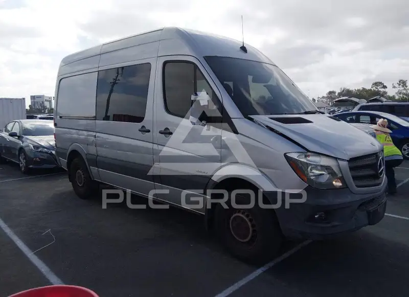 2015 Mercedes Benz Sprinter фото