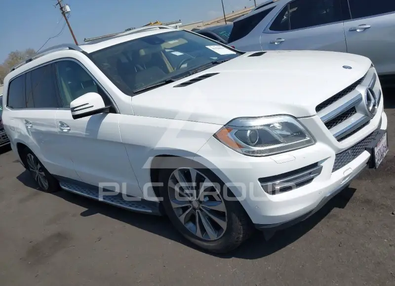 2015 Mercedes Benz GL 450 фото