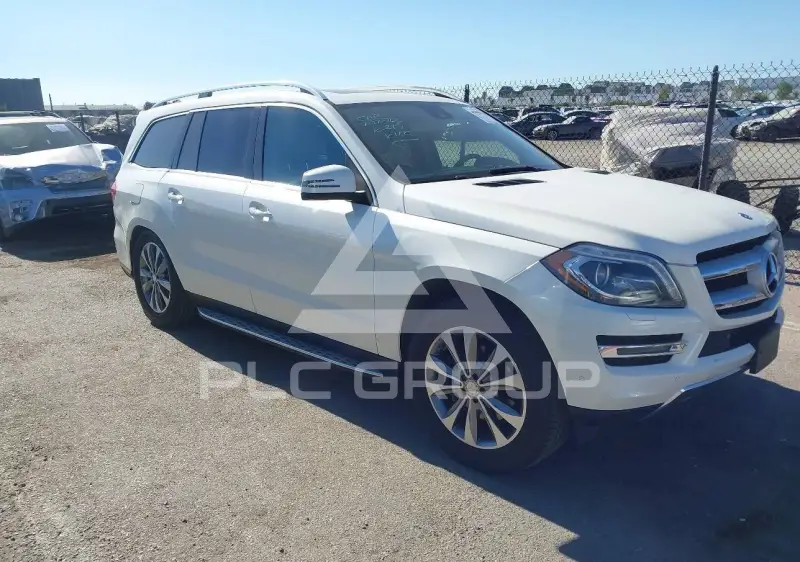 2015 Mercedes Benz GL 450 фото