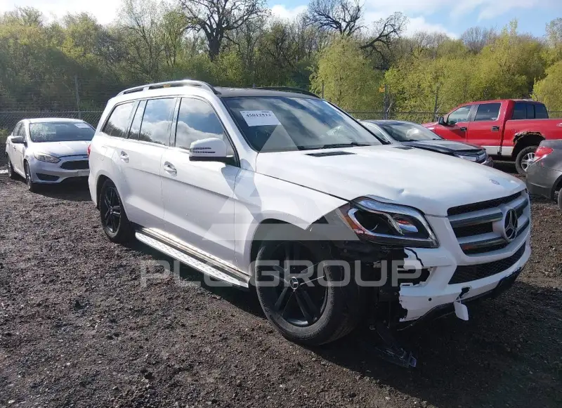 2015 Mercedes Benz GL 450 фото