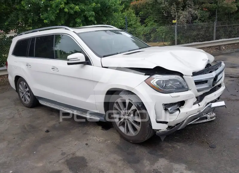 2015 Mercedes Benz GL 450 фото