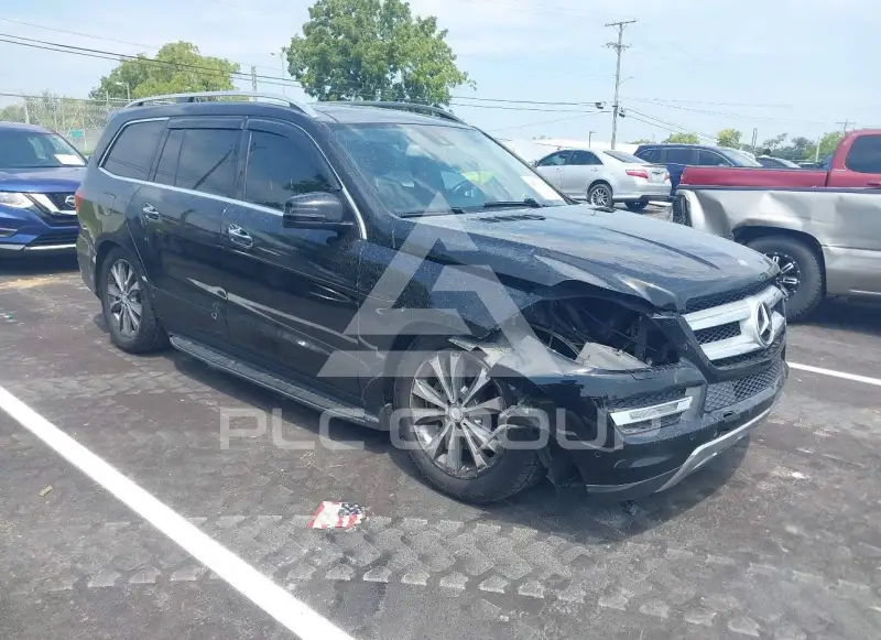 2015 Mercedes Benz GL 450 фото