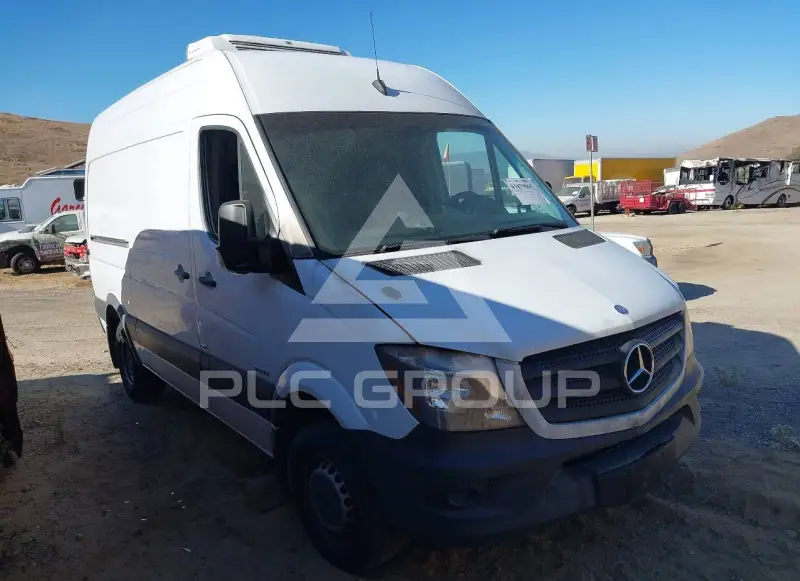2015 Mercedes Benz Sprinter photo