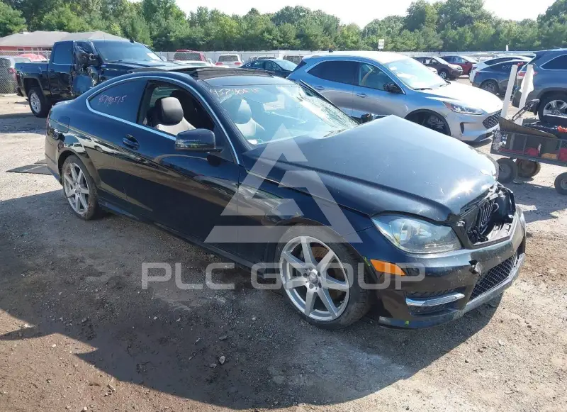 2015 Mercedes Benz C 350 фото