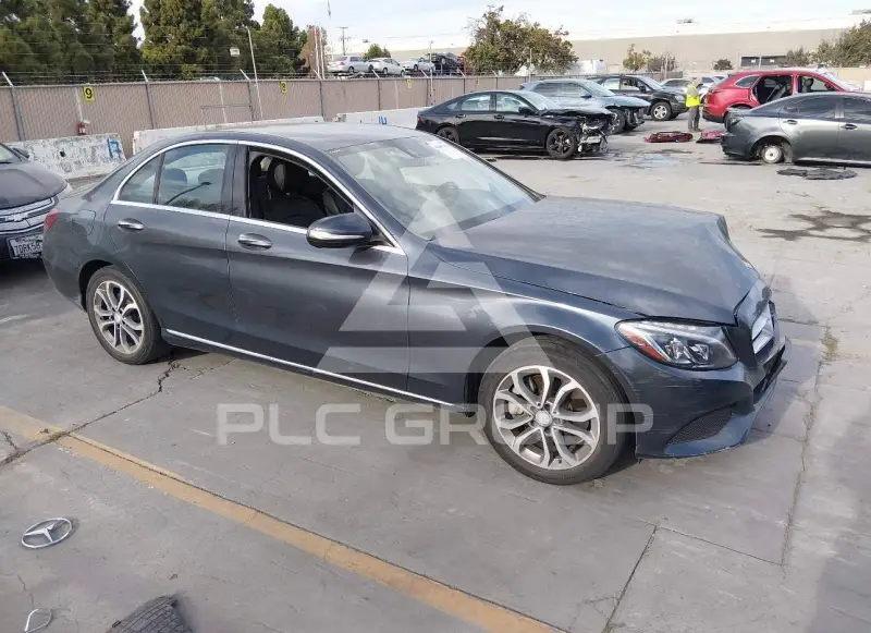 2015 Mercedes Benz C 300 фото